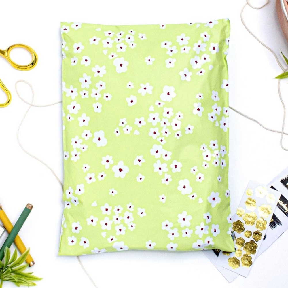 🌸20 Bright green Wildflower 10 x 13 inch